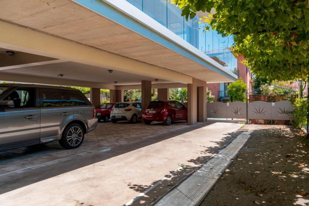 Hotel Benaco Σιρμιόνε Εξωτερικό φωτογραφία