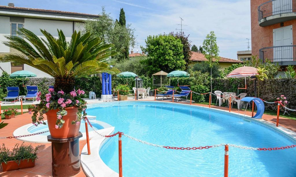 Hotel Benaco Σιρμιόνε Εξωτερικό φωτογραφία