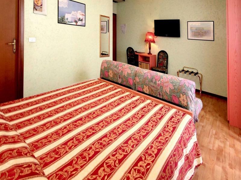 Hotel Benaco Σιρμιόνε Εξωτερικό φωτογραφία