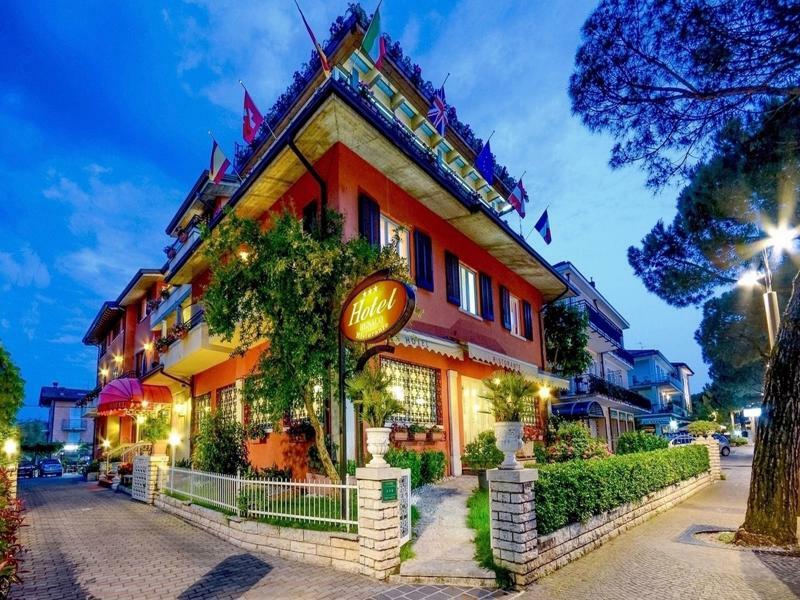 Hotel Benaco Σιρμιόνε Εξωτερικό φωτογραφία