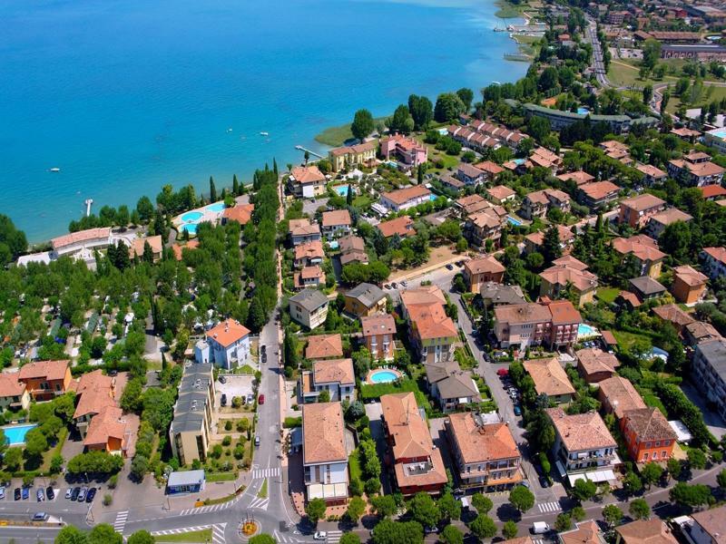 Hotel Benaco Σιρμιόνε Εξωτερικό φωτογραφία