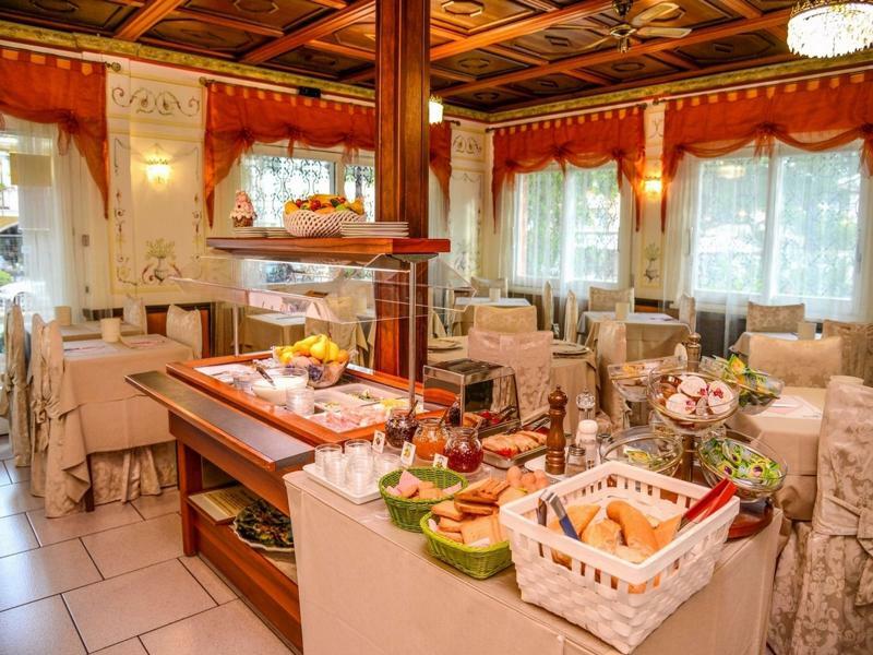 Hotel Benaco Σιρμιόνε Εξωτερικό φωτογραφία